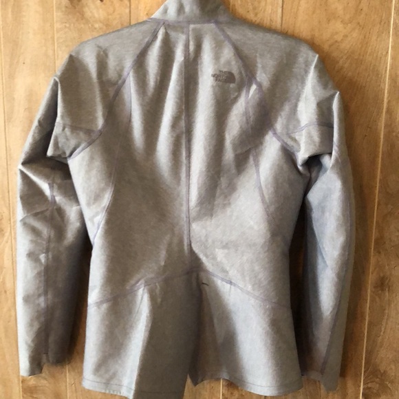 The North Face Jacket Never Stop Exploring - Picture 10 of 16